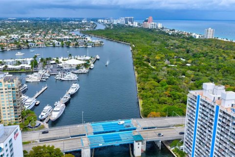 Hotel in Fort Lauderdale, Florida 1 bedroom, 50.91 sq.m. № 2051964 - photo 26