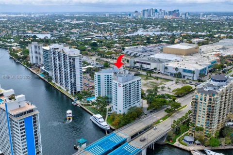 Hotel in Fort Lauderdale, Florida 1 bedroom, 50.91 sq.m. № 2051964 - photo 28