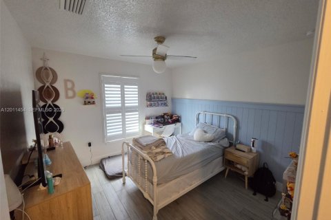 Villa ou maison à vendre à Port St. Lucie, Floride: 4 chambres, 214.7 m2 № 2075003 - photo 12