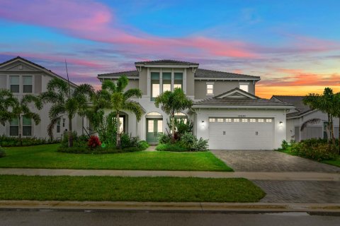House in Westlake, Florida 4 bedrooms, 381.83 sq.m. № 2188901