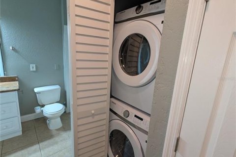 Copropriété à louer à Orlando, Floride: 2 chambres, 106.84 m2 № 2166696 - photo 6