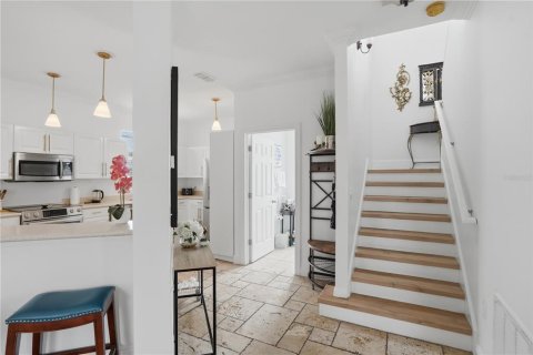 Villa ou maison à vendre à Tampa, Floride: 3 chambres, 200.67 m2 № 2217237 - photo 4