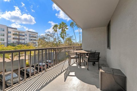 Condo in Tampa, Florida, 2 bedrooms № 2148406 - photo 20