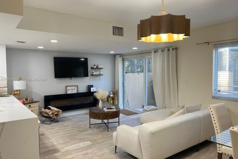 Touwnhouse à louer à Plantation, Floride: 3 chambres, 147.62 m2 № 2046092 - photo 21