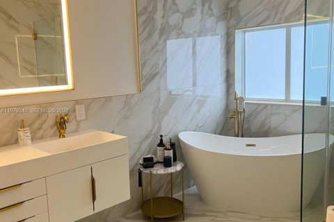 Touwnhouse à louer à Plantation, Floride: 3 chambres, 147.62 m2 № 2046092 - photo 10