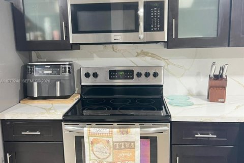 Touwnhouse à louer à Plantation, Floride: 3 chambres, 147.62 m2 № 2046092 - photo 20