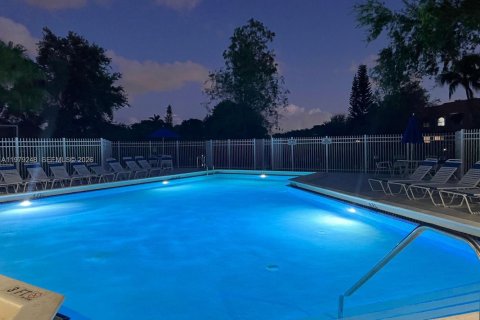 Touwnhouse à louer à Plantation, Floride: 3 chambres, 147.62 m2 № 2046092 - photo 29