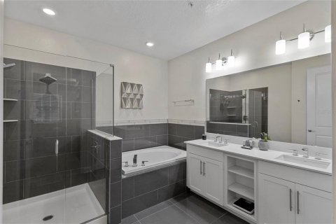 Купить кондоминиум в Киссимми, Флорида 5 комнат, 215.25м2, № 2144062 - фото 14