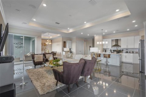 Купить кондоминиум в Киссимми, Флорида 5 комнат, 215.25м2, № 2144062 - фото 2