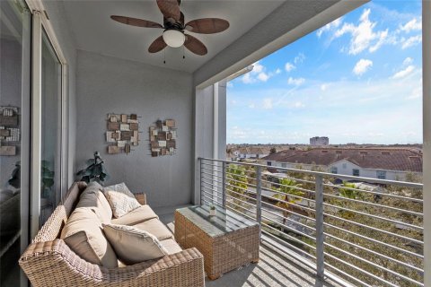 Купить кондоминиум в Киссимми, Флорида 5 комнат, 215.25м2, № 2144062 - фото 20