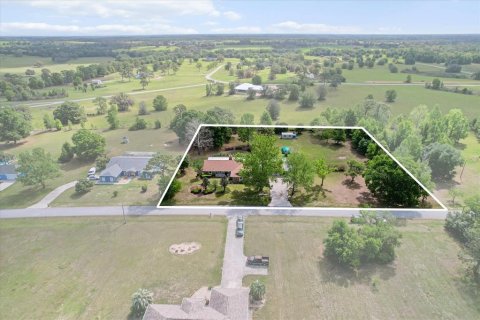 House in Inverness, Florida 4 bedrooms, 183.95 sq.m. № 1625133 - photo 2