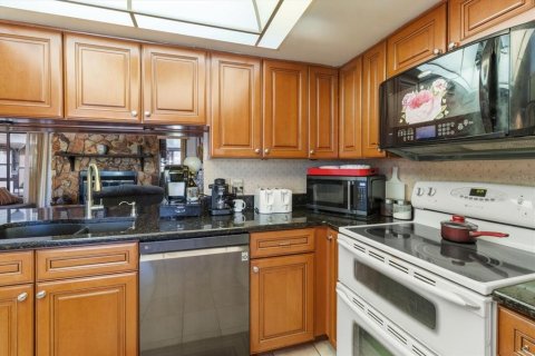 House in Inverness, Florida 4 bedrooms, 183.95 sq.m. № 1625133 - photo 30