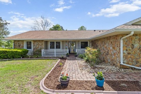 House in Inverness, Florida 4 bedrooms, 183.95 sq.m. № 1625133 - photo 17