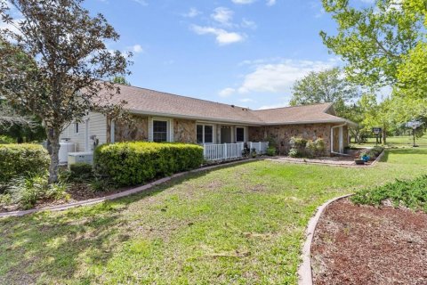 House in Inverness, Florida 4 bedrooms, 183.95 sq.m. № 1625133 - photo 10
