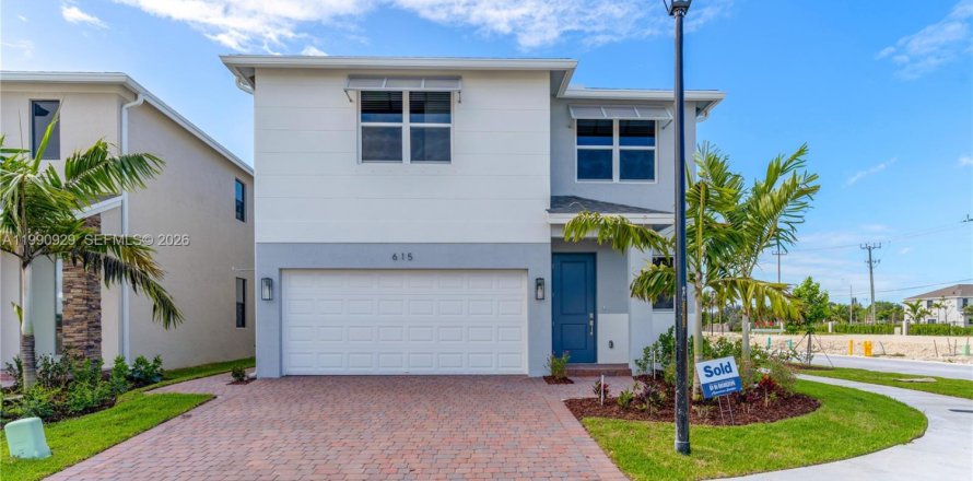 Casa en Florida City, Florida 4 dormitorios № 2052449