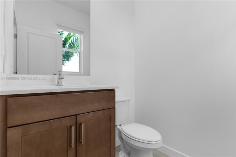 Casa en alquiler en Florida City, Florida, 4 dormitorios № 2052449 - foto 5