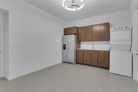 Casa en alquiler en Florida City, Florida, 4 dormitorios № 2052449 - foto 28