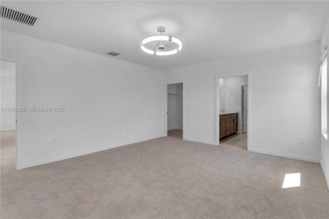 Casa en alquiler en Florida City, Florida, 4 dormitorios № 2052449 - foto 15