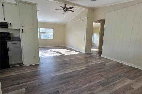 Appartement à louer à Dade City, Floride: 2 chambres, 79.06 m2 № 2388148 - photo 2