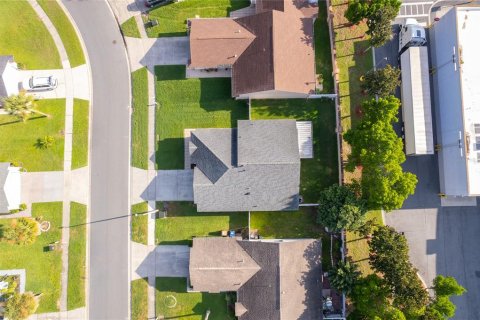 Casa en venta en Kissimmee, Florida, 2 dormitorios, 123.56 m2 № 2230488 - foto 25