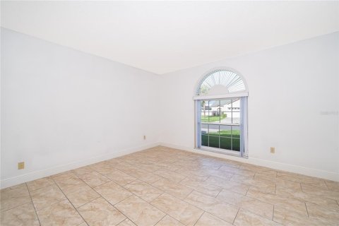 Casa en venta en Kissimmee, Florida, 2 dormitorios, 123.56 m2 № 2230488 - foto 17