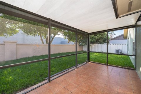 Casa en venta en Kissimmee, Florida, 2 dormitorios, 123.56 m2 № 2230488 - foto 26
