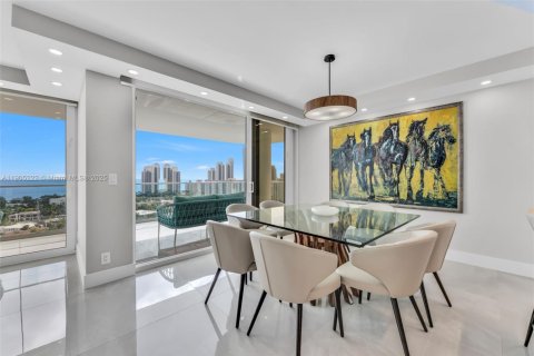 Copropriété à vendre à Aventura, Floride: 2 chambres, 169.55 m2 № 1956721 - photo 17