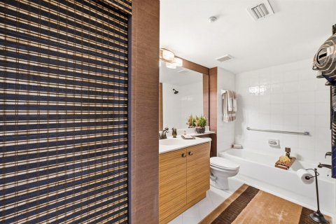 Condominio en venta en Tamarac, Florida, 2 dormitorios, 140.56 m2 № 2078271 - foto 29