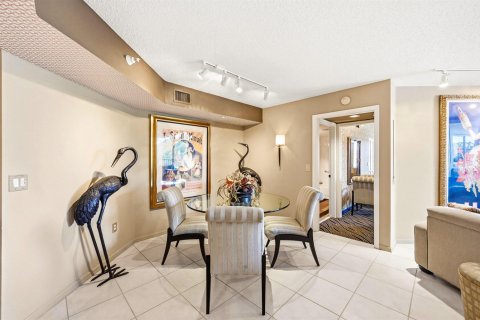 Condominio en venta en Tamarac, Florida, 2 dormitorios, 140.56 m2 № 2078271 - foto 9