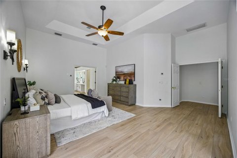 House in Tampa, Florida 4 bedrooms, 364.18 sq.m. № 1819133 - photo 24