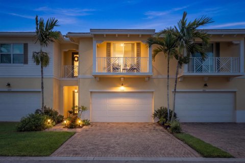 Touwnhouse à Palm Beach Gardens, Floride 3 chambres, 198.63 m2 № 2392571