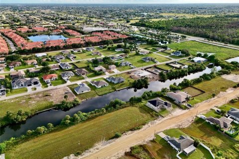 Land in Cape Coral, Florida № 2396277 - photo 16