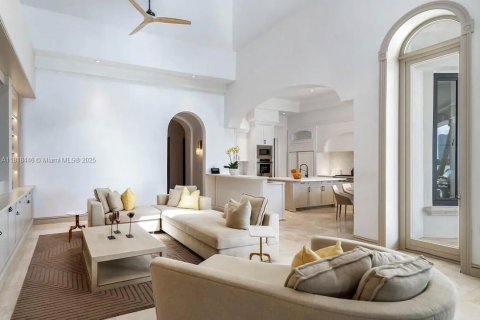 Casa en alquiler en Miami Beach, Florida, 5 dormitorios, 565.77 m2 № 1783594 - foto 7