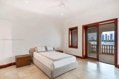 Casa en alquiler en Miami Beach, Florida, 5 dormitorios, 565.77 m2 № 1783594 - foto 22
