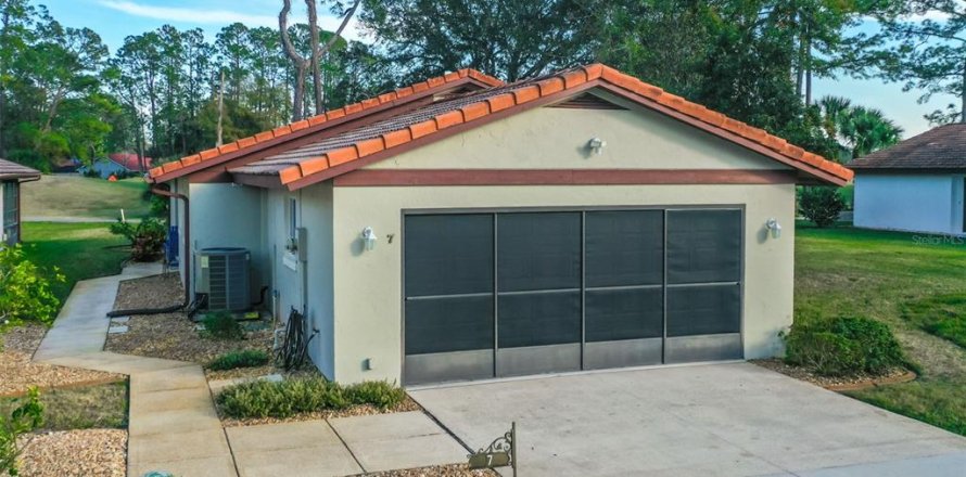 Casa en Palm Coast, Florida 3 dormitorios, 133.22 m2 № 1520393