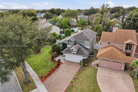 House in Orlando, Florida 4 bedrooms, 159.61 sq.m. № 1988670 - photo 30