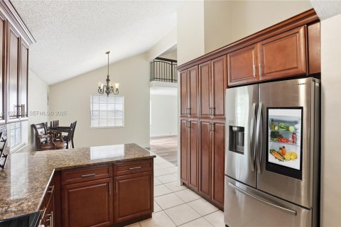 House in Orlando, Florida 4 bedrooms, 159.61 sq.m. № 1988670 - photo 14