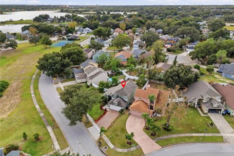 House in Orlando, Florida 4 bedrooms, 159.61 sq.m. № 1988670 - photo 29