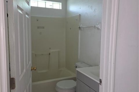 Villa ou maison à louer à Orlando, Floride: 3 chambres, 99.41 m2 № 2411391 - photo 8