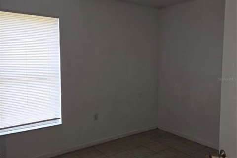 Villa ou maison à louer à Orlando, Floride: 3 chambres, 99.41 m2 № 2411391 - photo 11