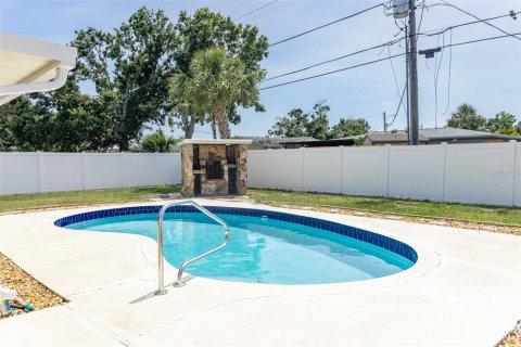 House in Venice, Florida 4 bedrooms, 133.31 sq.m. № 1839034 - photo 2