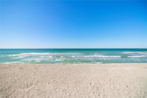 House in Venice, Florida 4 bedrooms, 133.31 sq.m. № 1839034 - photo 22