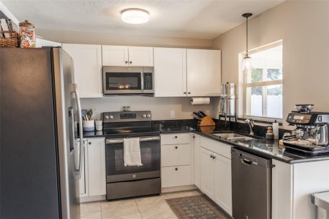 House in Venice, Florida 4 bedrooms, 133.31 sq.m. № 1839034 - photo 7