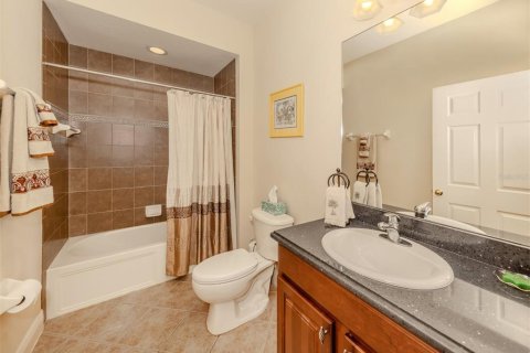 House in Englewood, Florida 2 bedrooms, 159.61 sq.m. № 1546988 - photo 19