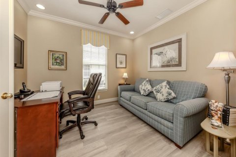 House in Englewood, Florida 2 bedrooms, 159.61 sq.m. № 1546988 - photo 20