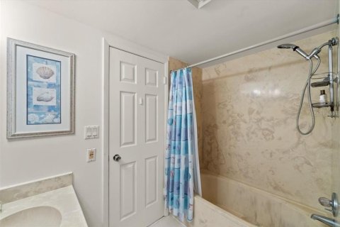 Condo in Ormond Beach, Florida, 4 bedrooms № 2234323 - photo 29