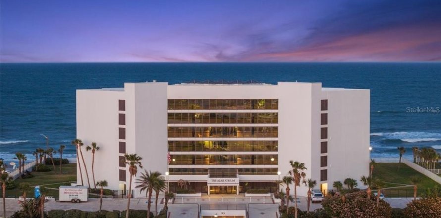 Condo in Ormond Beach, Florida, 4 bedrooms № 2234323