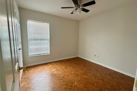 House in Orlando, Florida 4 bedrooms, 179.86 sq.m. № 1879845 - photo 17