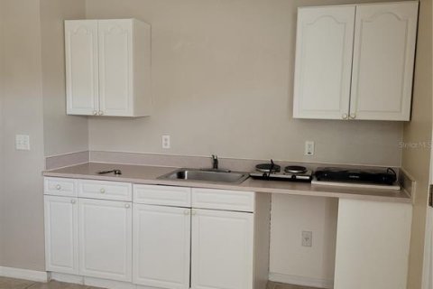 Touwnhouse à louer à Davenport, Floride: 1 chambre, 55.74 m2 № 2233270 - photo 4