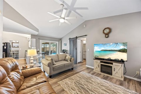 Villa ou maison à vendre à Melbourne, Floride: 3 chambres, 150.69 m2 № 2434887 - photo 12